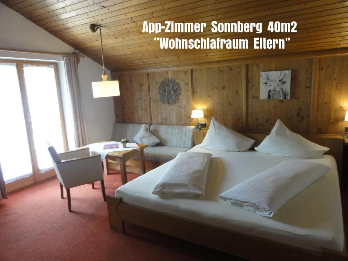 Hotel Willms Am Gaisberg Kirchberg in Tirol Room photo