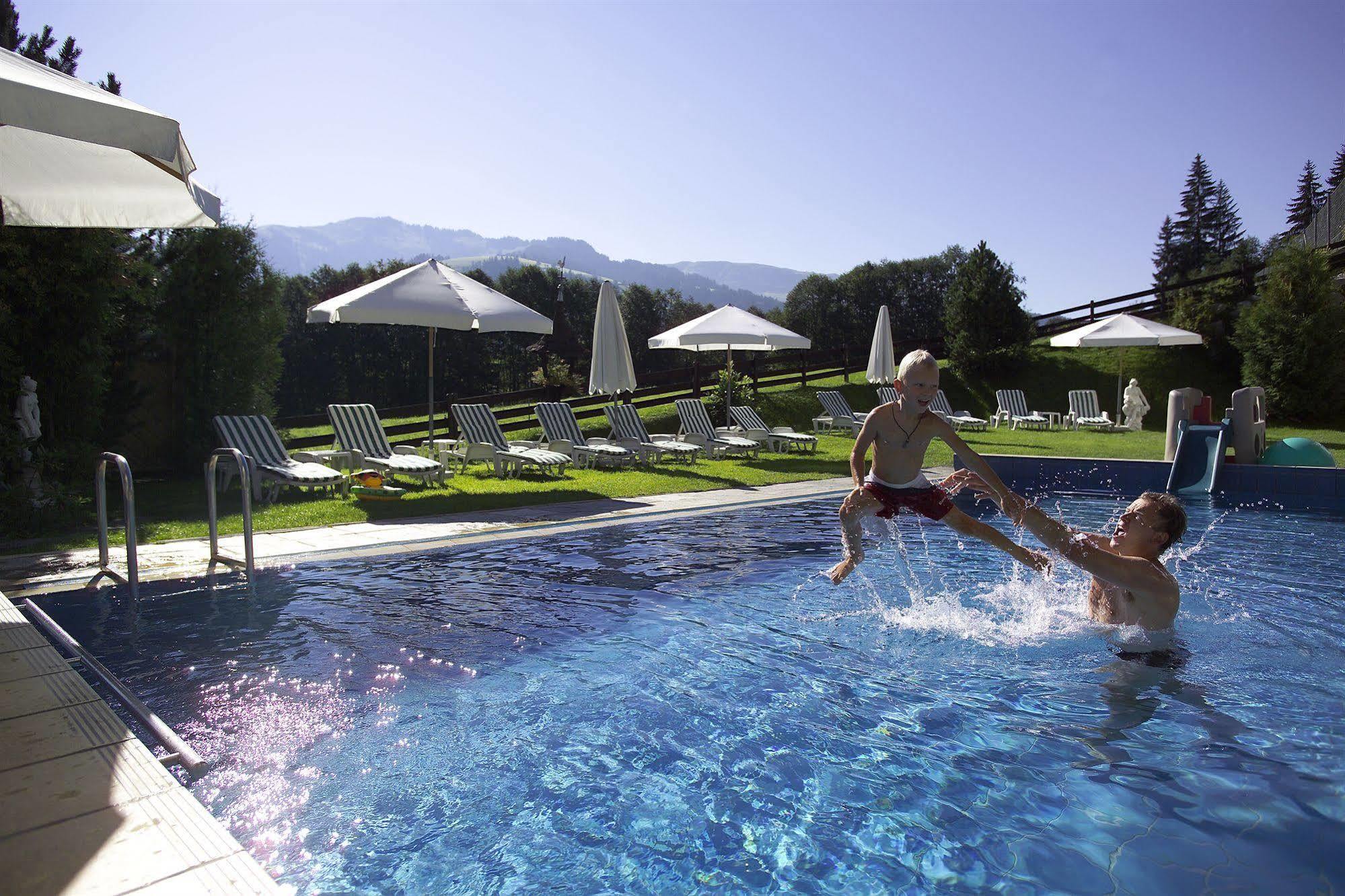 Hotel Willms Am Gaisberg Kirchberg in Tirol Exterior photo